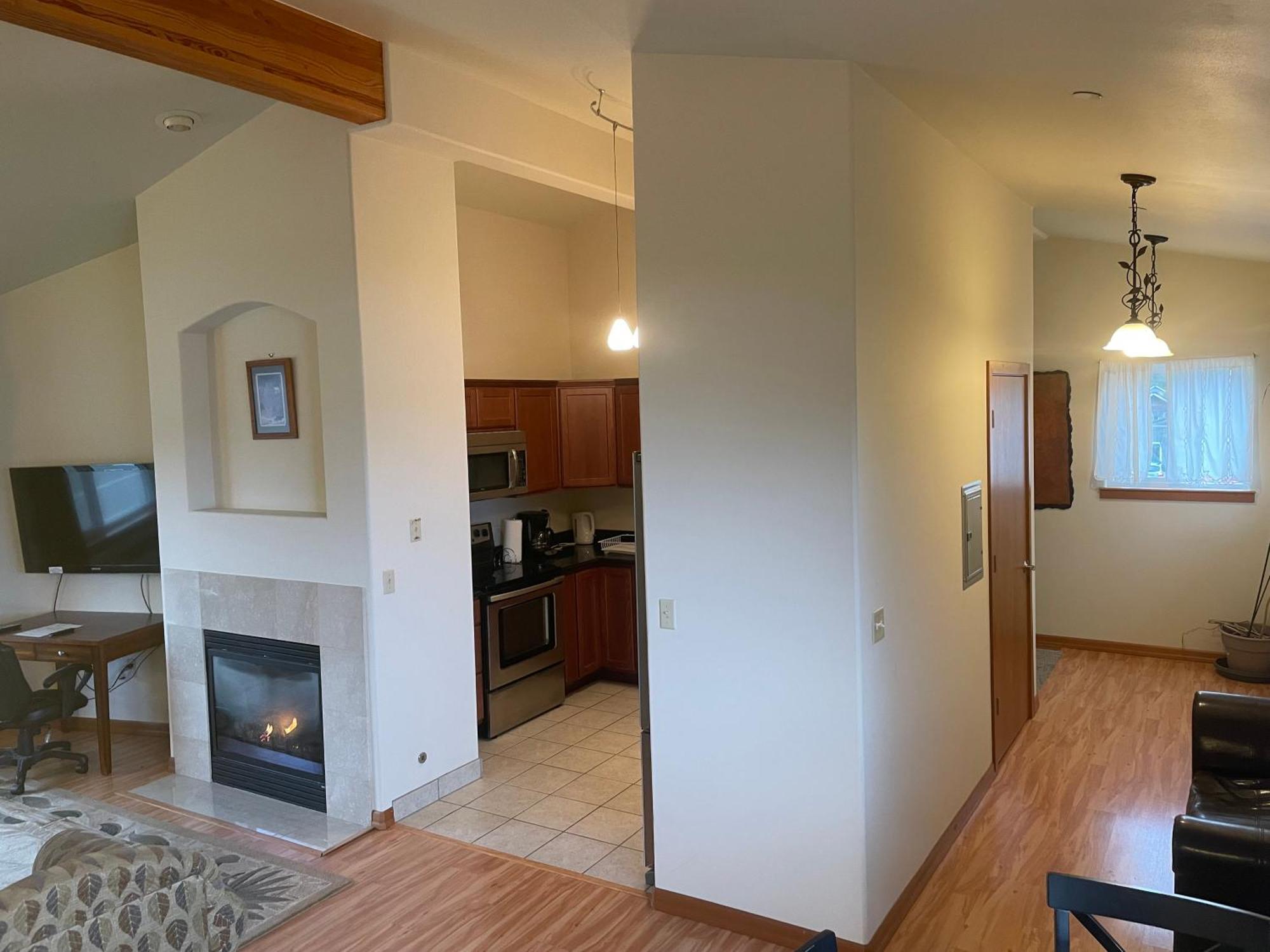 Oceanfront Allyn Apartment Buitenkant foto